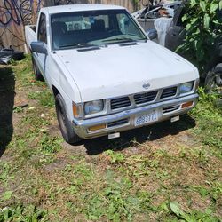 Nissan pick up 95