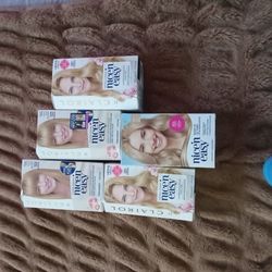 Brand New Boxes Of Blond Hair Dye