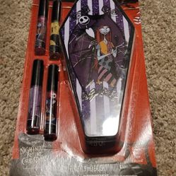 New Nightmare Before Christmas Lip Gloss and Tin Case