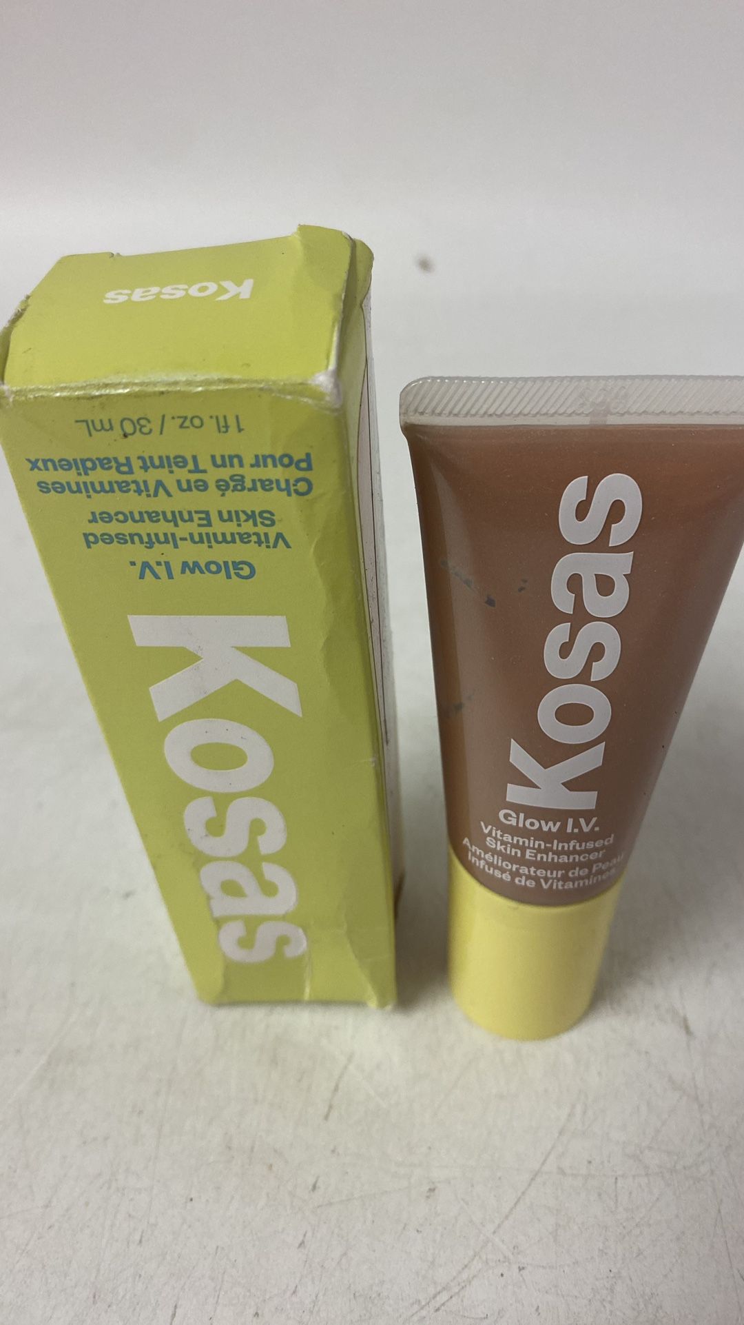 kosas glow vitamin infused skin enhanser, illuminate, 1fl oz, open box