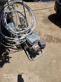 Spray paint good condition
