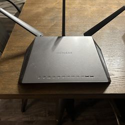Nighthawk Dual-Band WiFi Router 1.9Gbps