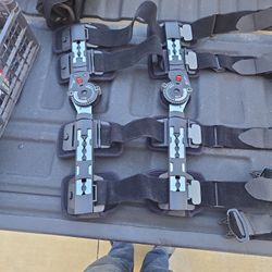 Donyoy x-rom knee brace