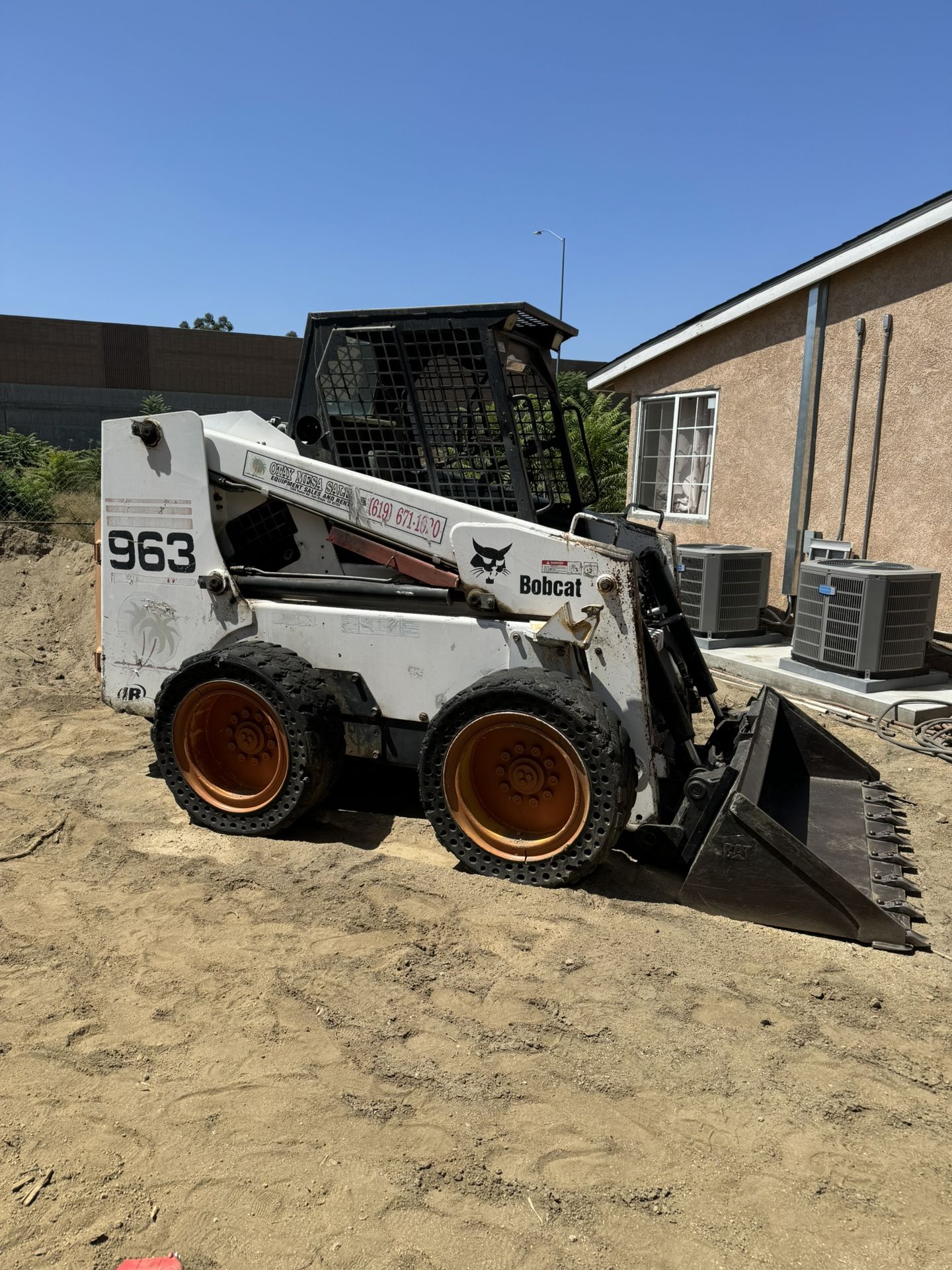 Bobcat 963 