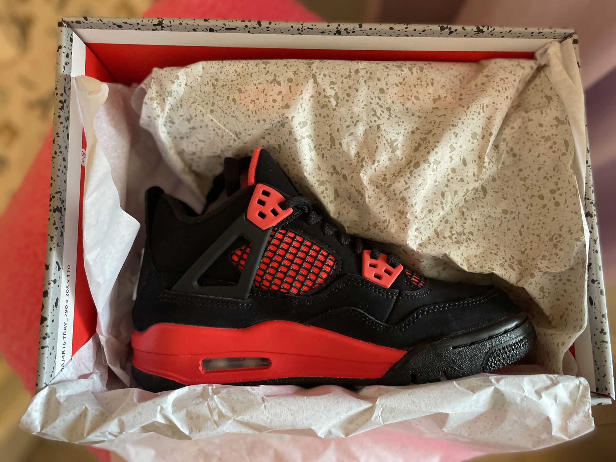 Air Jordan 4 Red Thunder US 4 for Sale in Pompano Beach, FL - OfferUp