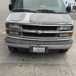 2000 Chevrolet Express