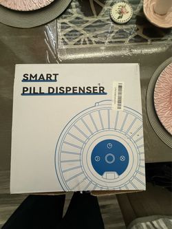 Smart Pill Dispenser in Box