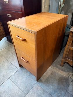 Mid Century Danish teakwood Cabinet 24 deep 27 Tal 14 1/2 wide