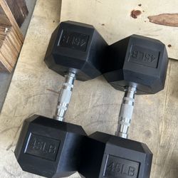 New pair of 45lb rubber dumbbells. NEW IN BOX 📦 $90