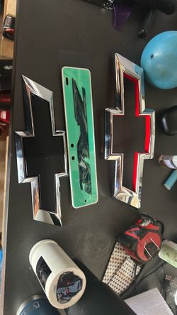 Chevy badges/emblems
