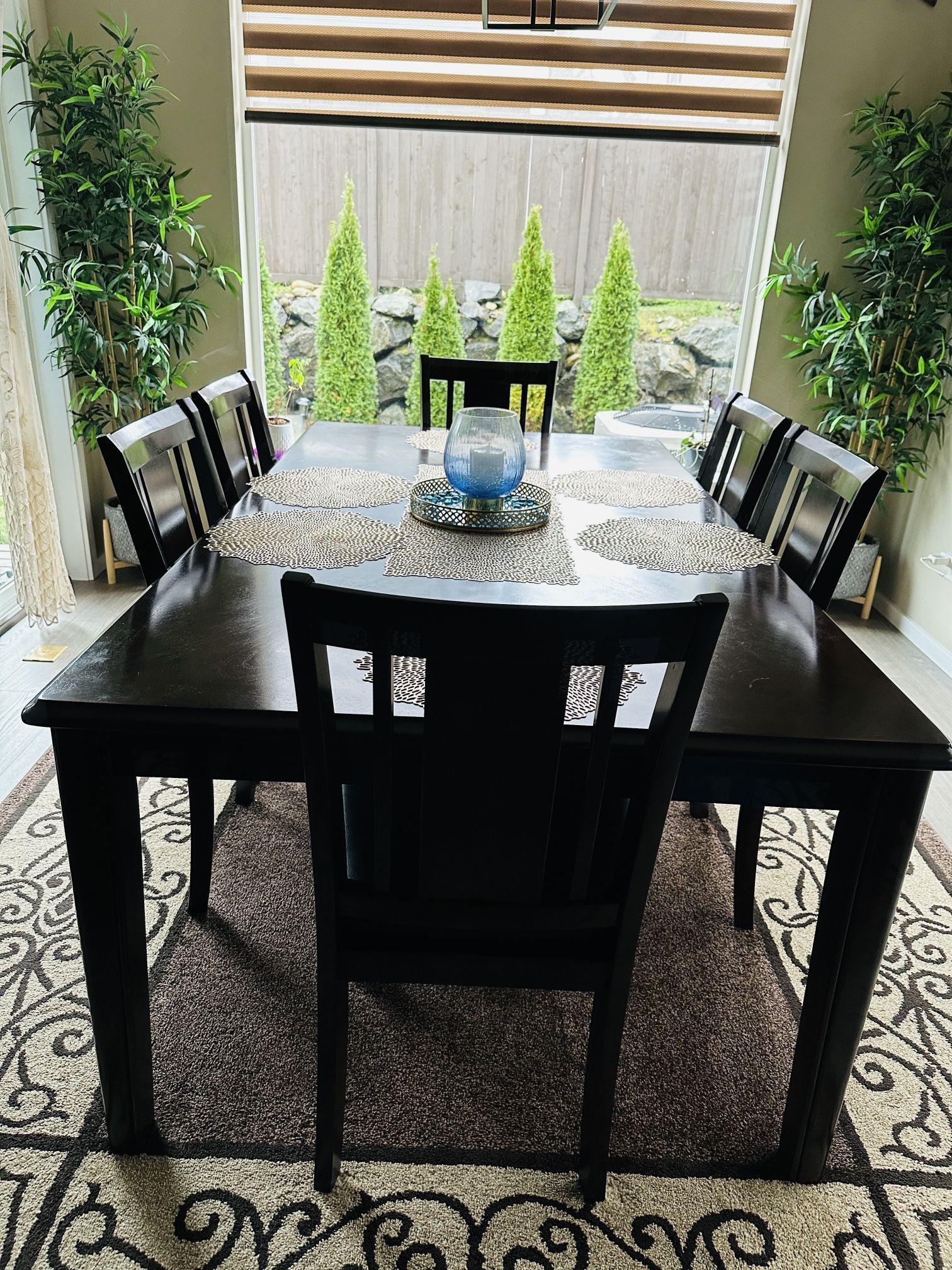 Wooden Dining Table With Leather Seated Chairs 