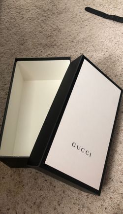 Large Gucci gift box