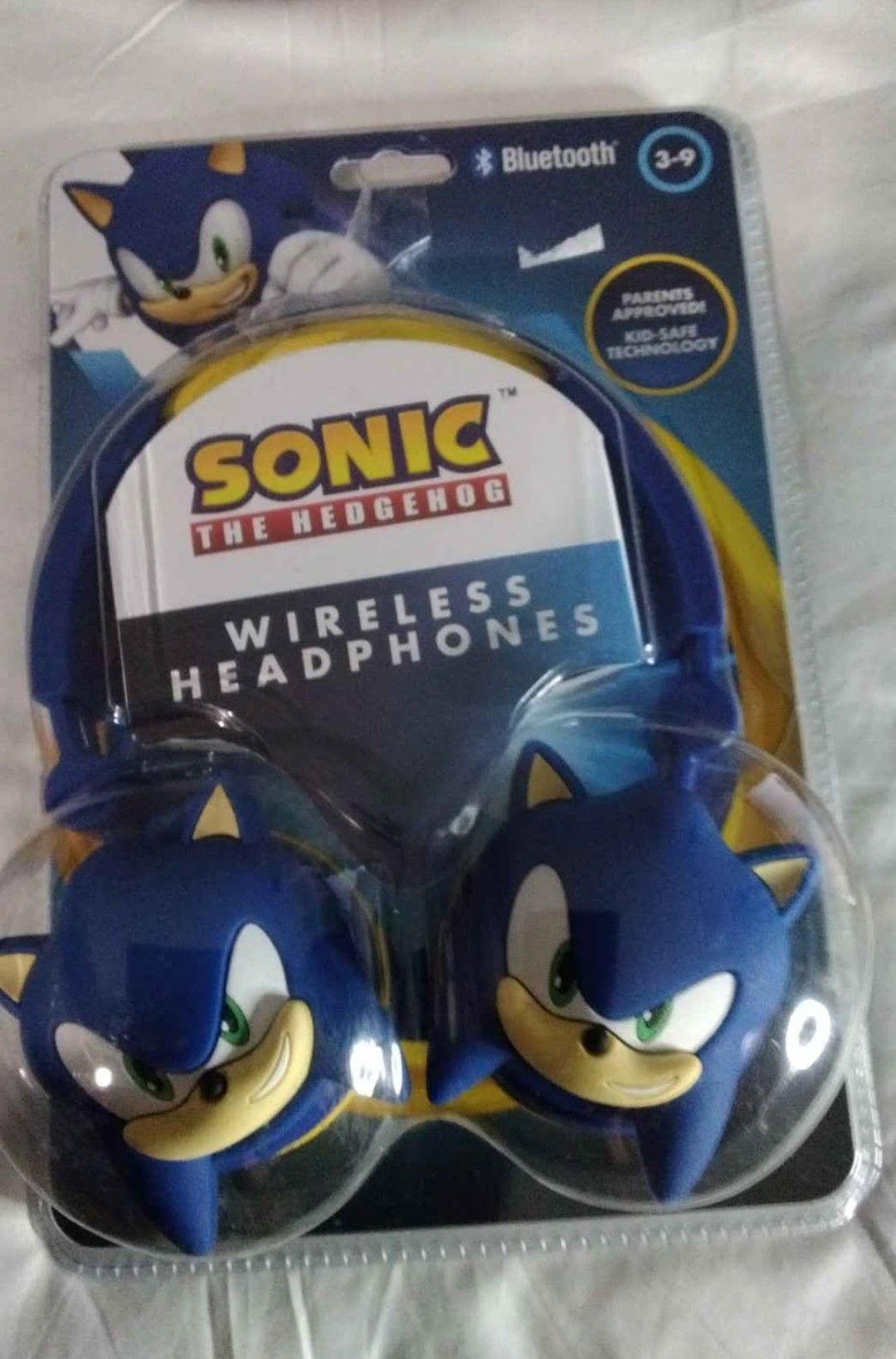 Sonic the hedgehog-kids Bluetooth headphones,new open box,