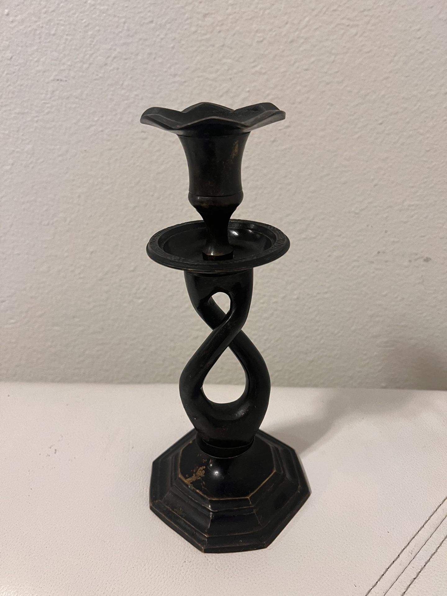 bronze candle holder 9.1/2 in very good condition