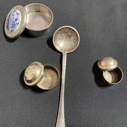 Lot Of Antique Spoon 1895 , VTG Rein Zinn Royal Dutch Pewter Kwaliteitstin Gelria 94% Pill Box Tin Windmilland More 