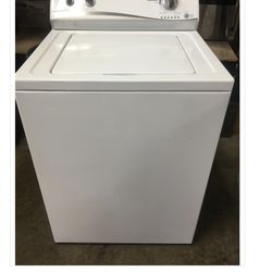 Kenmore Washer For Sale. Clean, Like New!