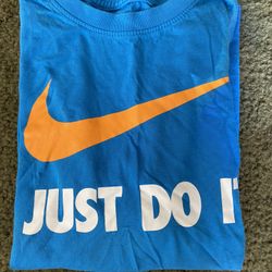 Kids Size S Nike Shirt