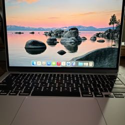 2025 MacBook Air
