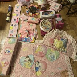 COMPLETE DISNEY PRINCESS BABY CRIB SET FOR NURSERY