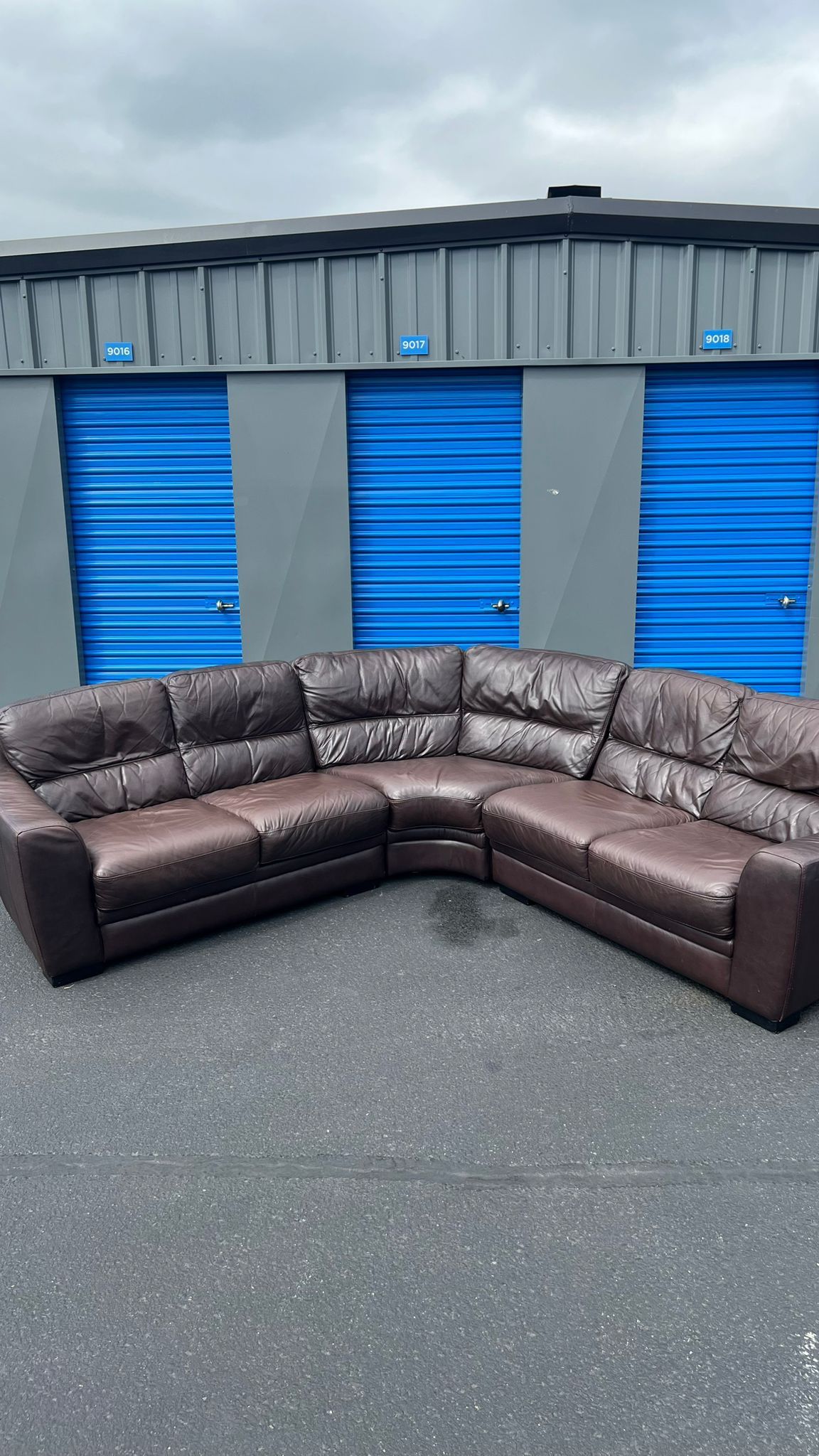 Sectional Leather Couch 