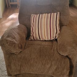 Manual Rocker Recliner 