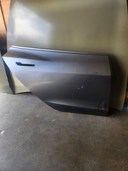 2024-2026 Tesla Model 3 right rear door shell