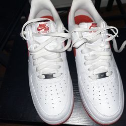Nike Air Force 1 - Size 10