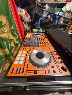 Pioneer ddj-sz2 with case