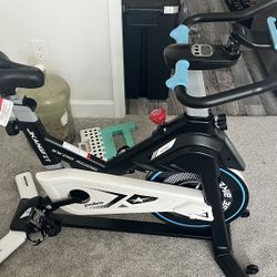 Pooboo Bluetooth Magnetic Exercise Bike Indoor Cycling Bike Stationary Bikes 40lbs Flywheel 350lbs