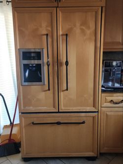 Refrigerator