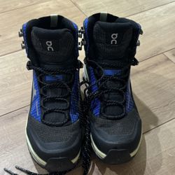 On cloud Hiking Boot