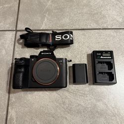 Sony A7R3 Mirrorless Digital Camera 