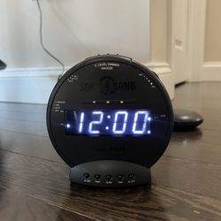 Sonic Alert Sonic Boom Dual Alarm Clock