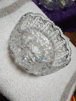 8" Star & Jewel Pattern Crystal Bowl