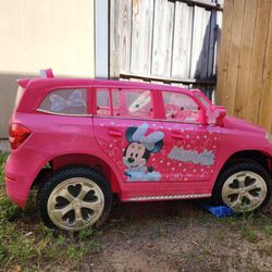Minnie Mouse Electric Vehicle