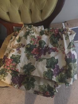 Pair of Tuscan Grape Italian Kitchen/Dining window Valances