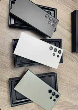 Samsung Galaxy S23Ultra Brand New Unlocked Any carrier 