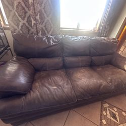 Free Couch 