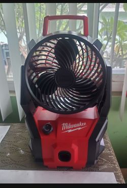 Mikwaukee Cordless Packout Fan