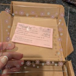 Pampered Chef Daisy Dessert Plates