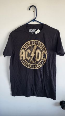 AC/DC T-SHIRT MEDIUM  Music Band