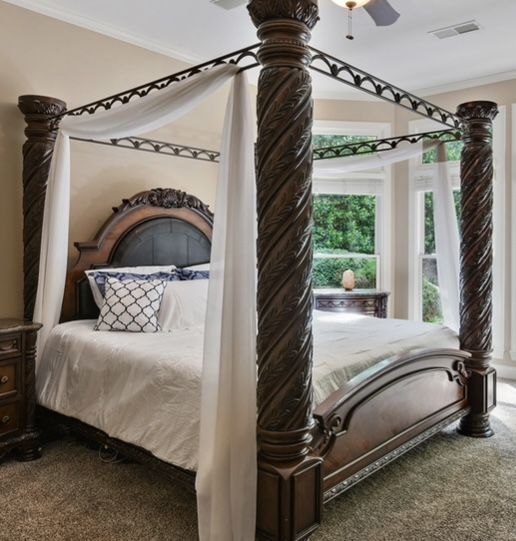 KING ADJUSTABLE  BED BASE