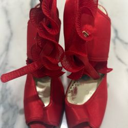 Red Heels 8.5