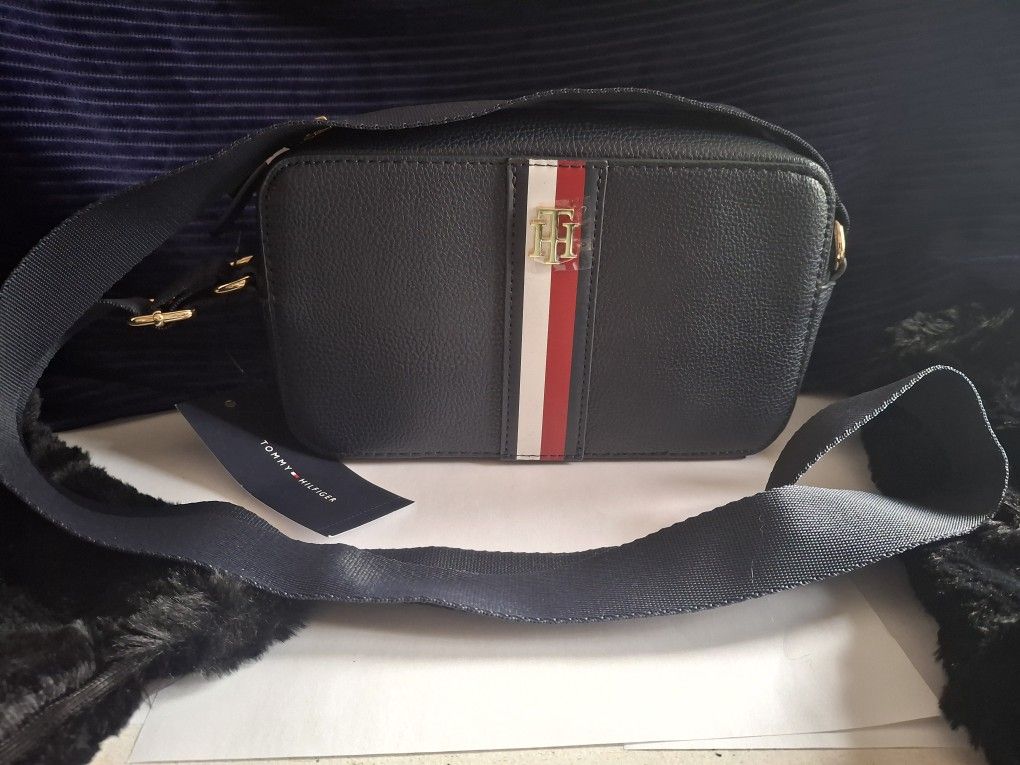 New Tommy Hilfiger Cross Body