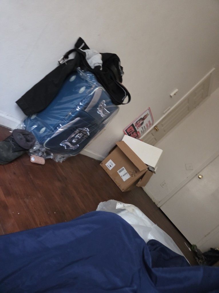 Two Piece Brand New Old Dominion Luggage