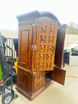 TV CABINET