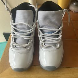 Jordan Legend blue 11s