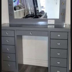 Makeup Vanity For Sale 
