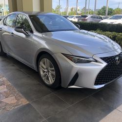 2020 Lexus IS