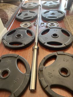 CAP Barbell RUBBER Weight Set with 7Ft Barbell & Bumper Plates | 415 Lb Total